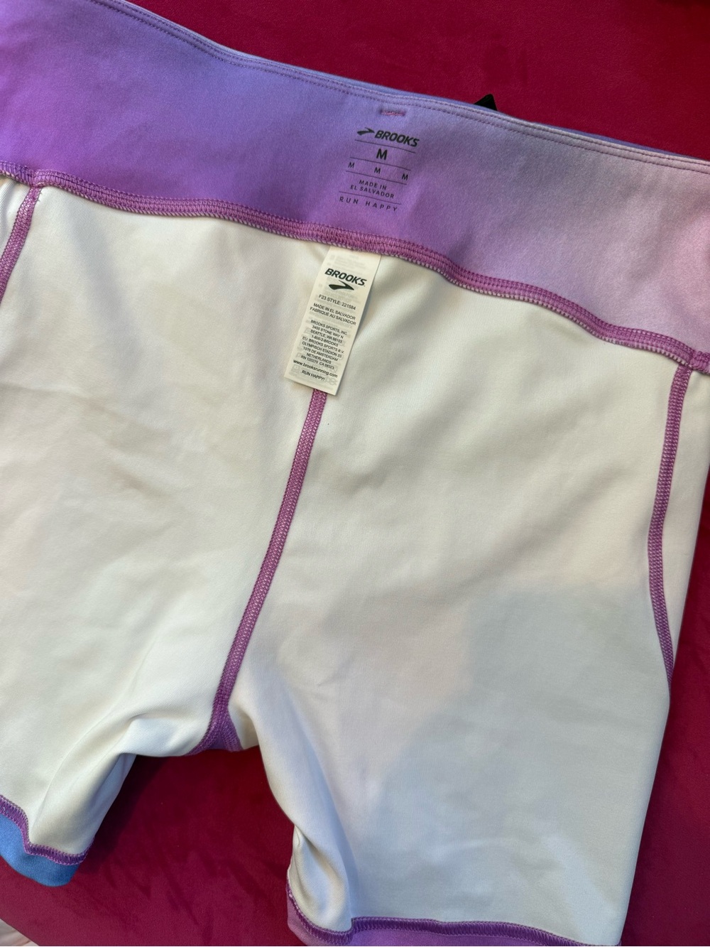 Brooks Women's Pastel Gradient Bike Shorts — Purple & Pink - Picture 3 of 4